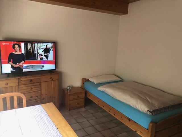 1 Zimmer Apartment 22 Qm Neustadt-Duttweiler นอยชตัดท์ อัน แดร์ ไวน์ชตราเซอ ภายนอก รูปภาพ